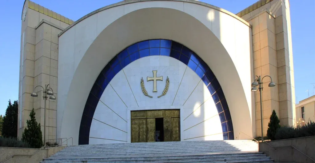 Orthodox-Cathedral-albanify